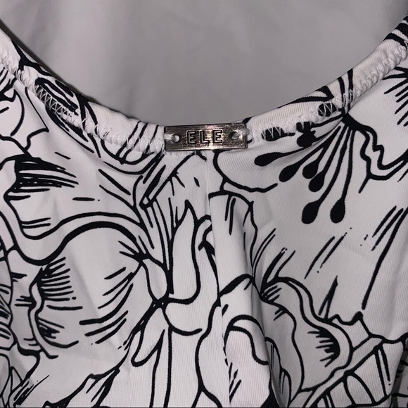 Ele Swims White Floral Sienna One Piece - Picture 7 of 7